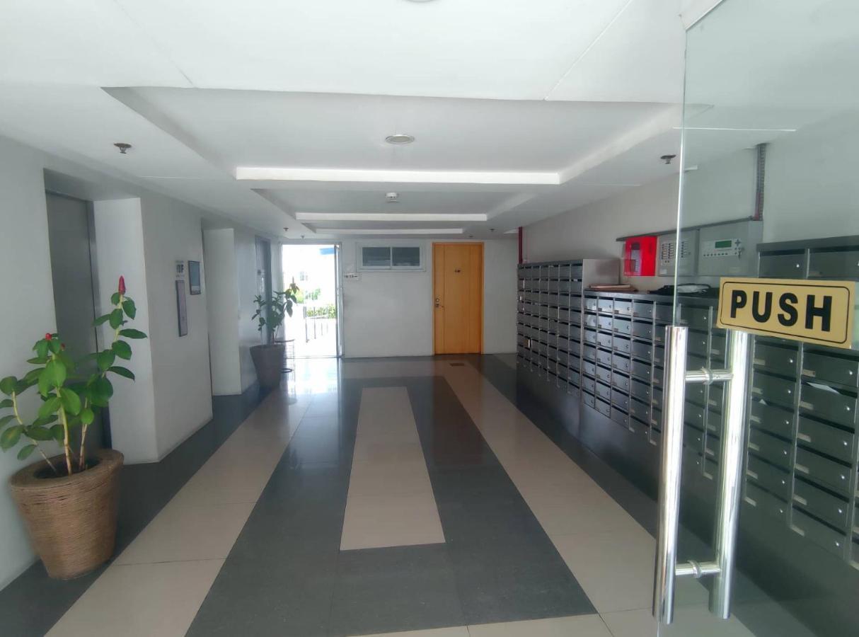 Davao Condo 2Br Pool Wifi Netflix Zewnętrze zdjęcie
