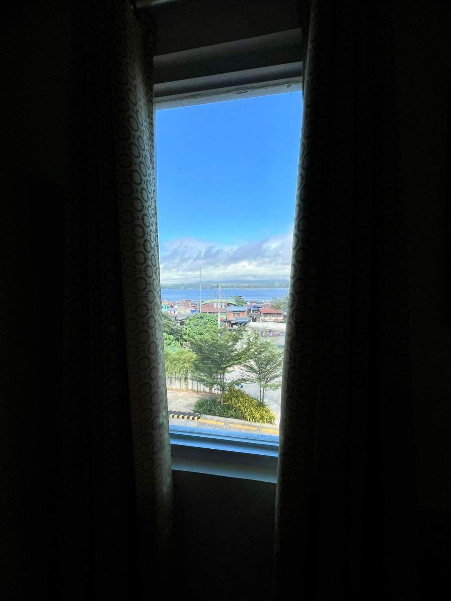 Davao Condo 2Br Pool Wifi Netflix Zewnętrze zdjęcie